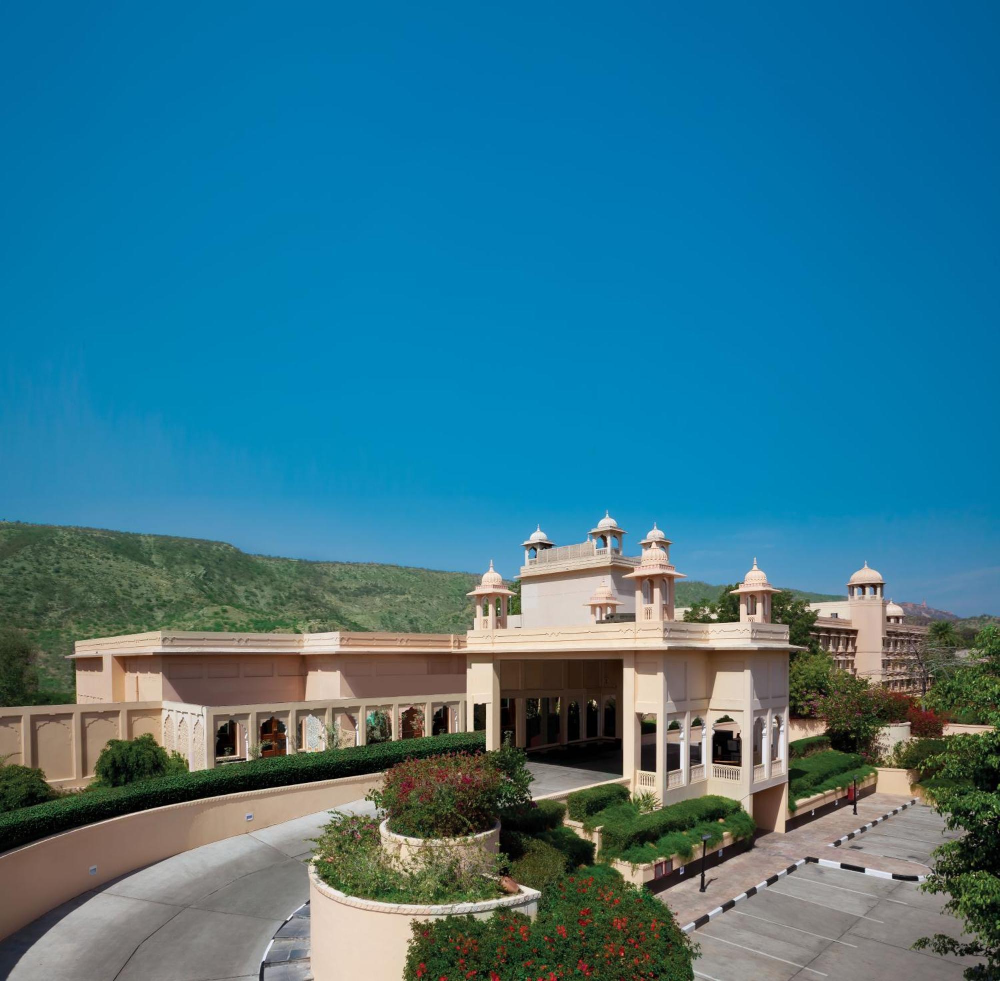 Trident Jaipur Hotel Bagian luar foto